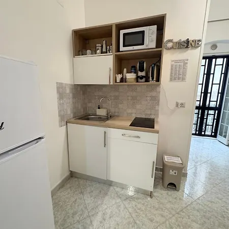 Newhouse Class Μπάρι